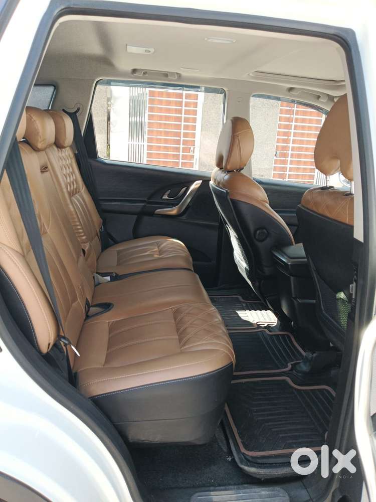 Mahindra Xuv500 W9 1.99, 2019, Diesel