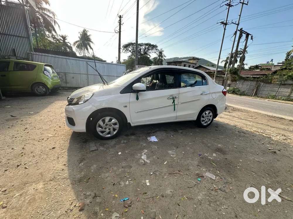 Honda Amaze 2016 Diesel Well Maintained