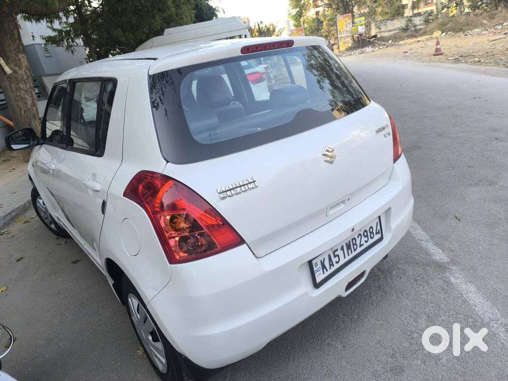 Maruti Suzuki Swift 2004-2010 Vxi Bsiv, 2011, Petrol