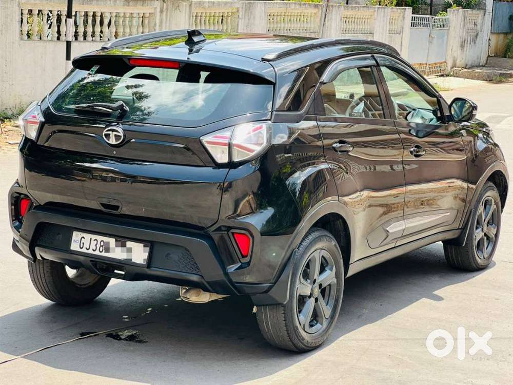 Tata Nexon 1.2 Revotron Xz Plus (o) Dark Edition, 2023, Petrol