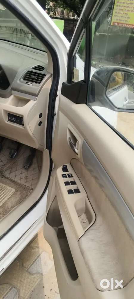 Maruti Suzuki Ertiga Vxi 2015