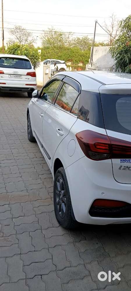 Hyundai I20 Sportz Plus Cvt, 2019, Petrol