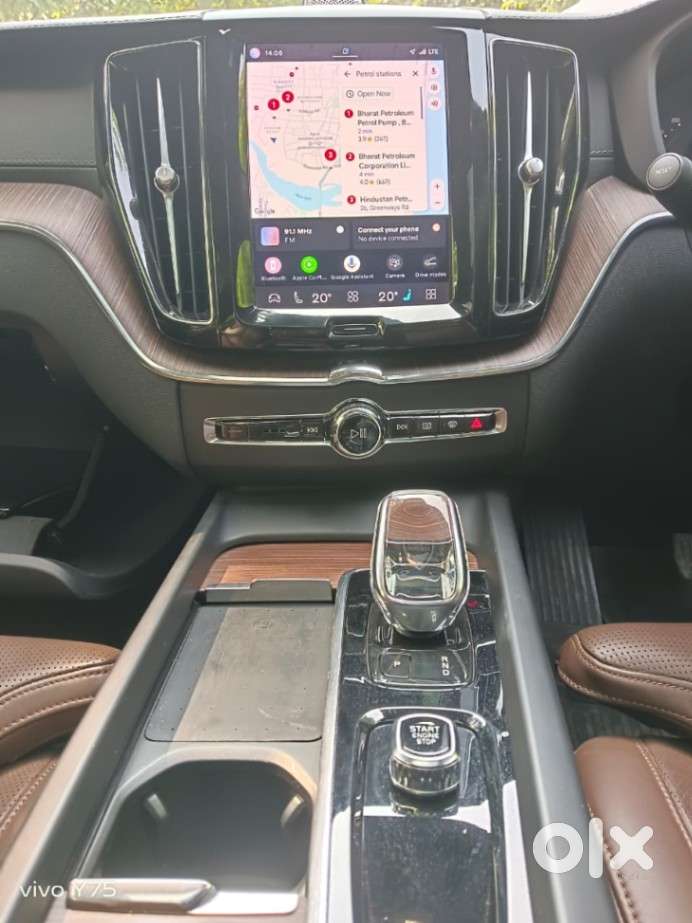 Volvo Xc60 D5 Inscription, 2022, Petrol