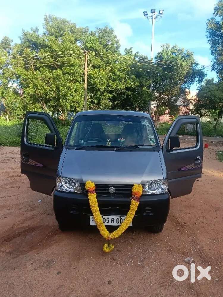 Maruti Suzuki Eeco Smiles Ac 2016