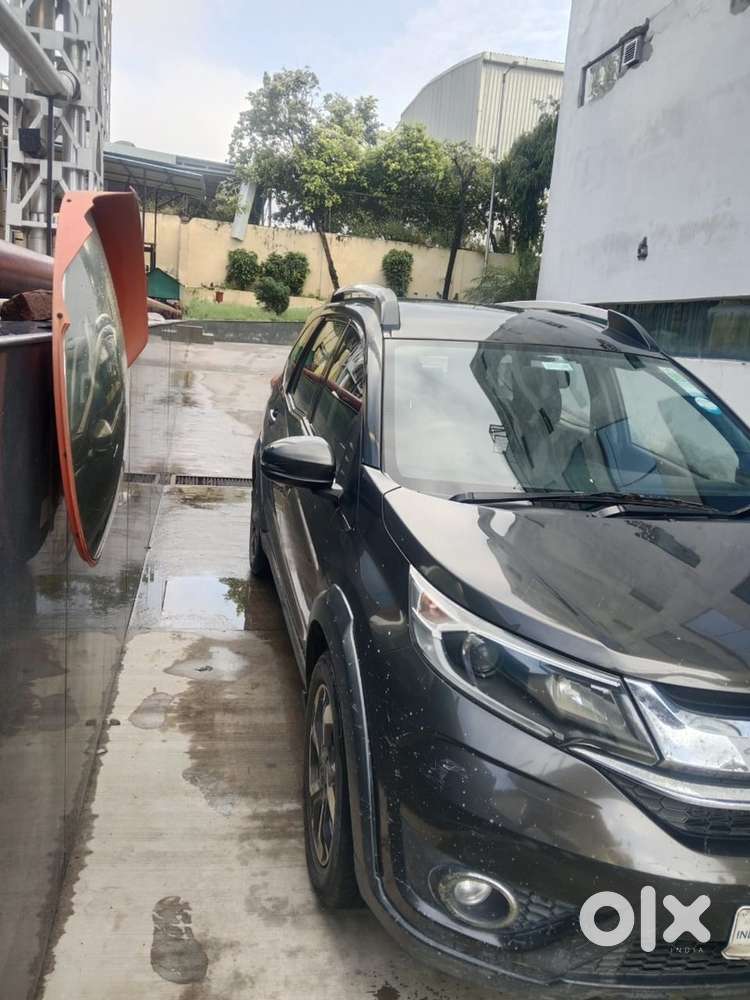 Honda Br-v 2017 Petrol Well Maintained