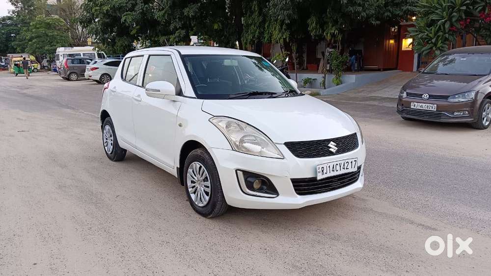 Maruti Suzuki Swift Lxi Optional-o, 2015, Petrol
