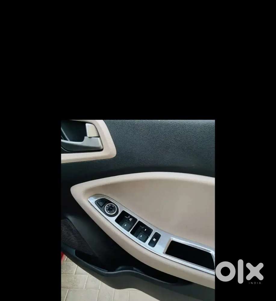 Hyundai Elite I20 2015 Diesel 108000 Km Driven, Genuine Kilometer