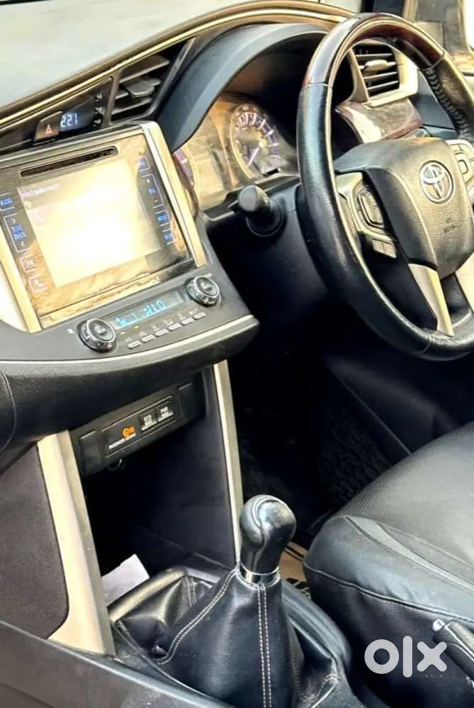 Toyota Innova Crysta 2017 Diesel Manual Car