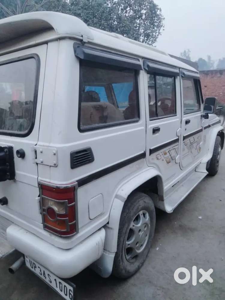 Mahindra Bolero Neo 2012