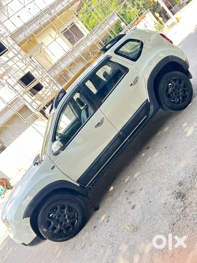 Renault Duster Adventure Edition Rxz Awd, 2017, Diesel