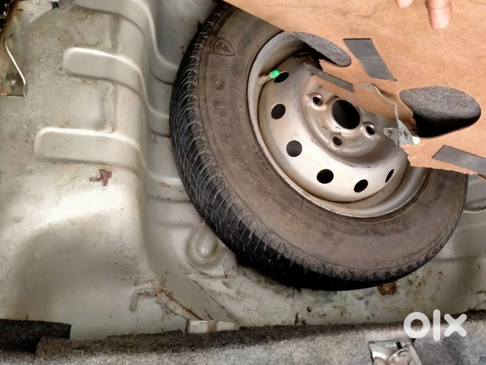 Maruti Suzuki Alto 800 Lxi 2012