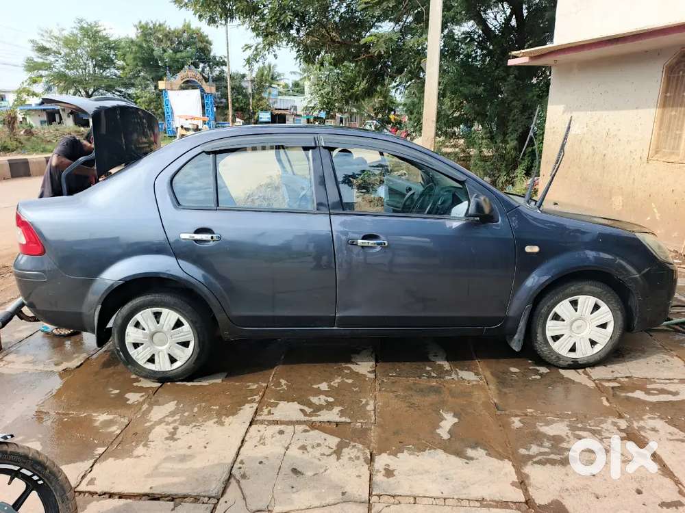 Ford Fiesta 1.6 Exi 2013