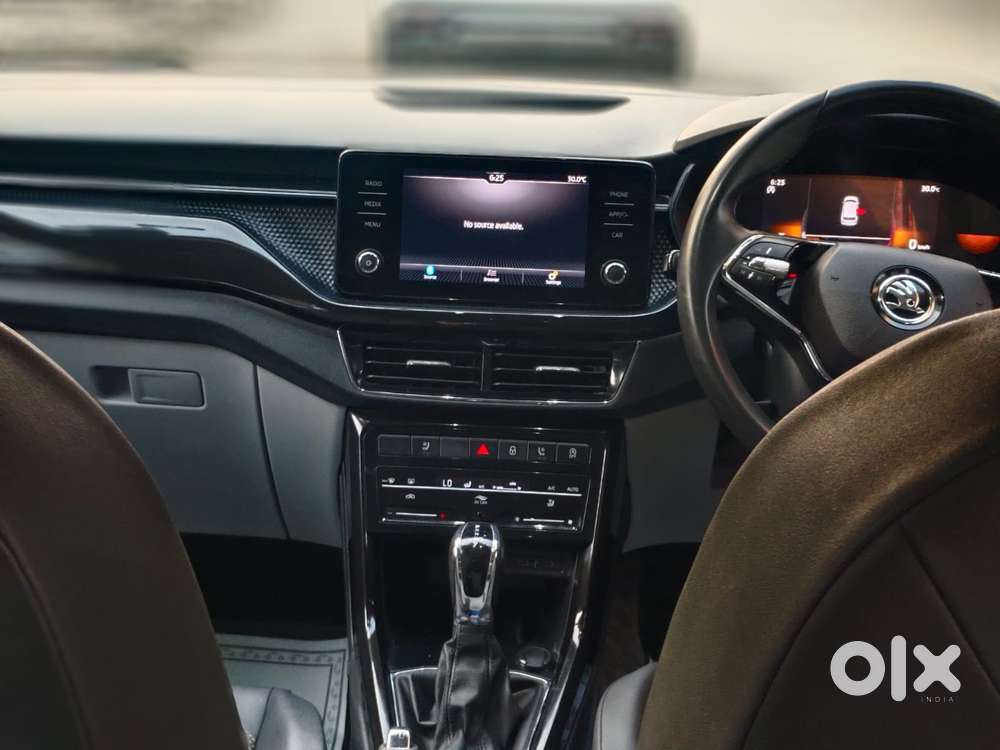 Skoda Kushaq 1.0 Tsi Style At, 2024, Petrol