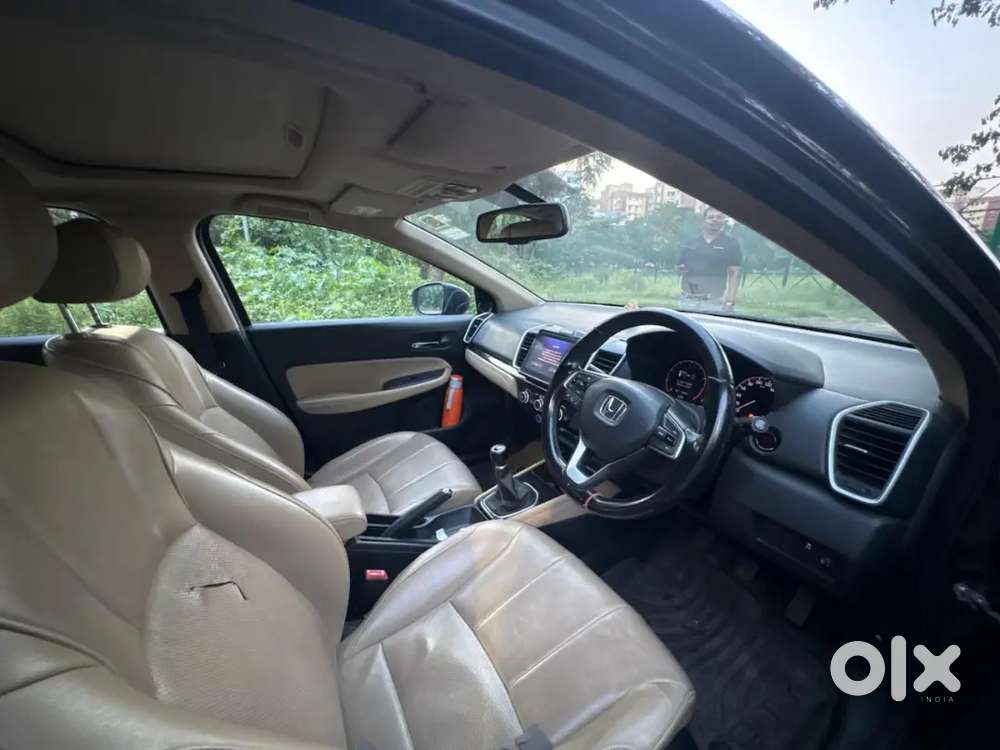Honda City Zx 2022 Petrol 92300 Km Driven