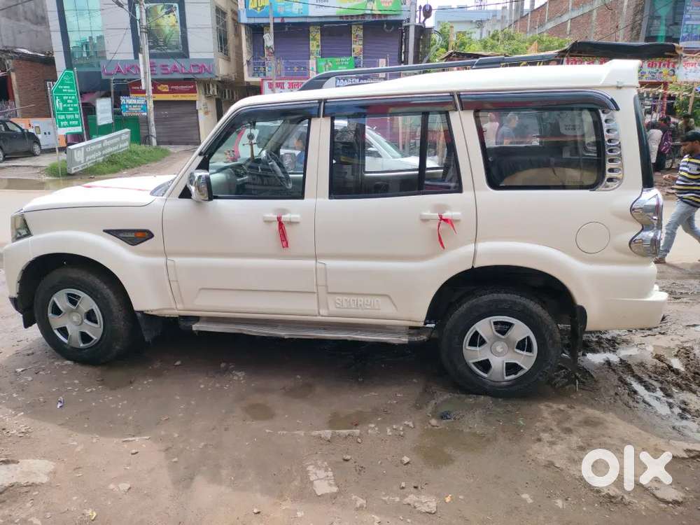 Mahindra Scorpio 2.5 Diesel 2015