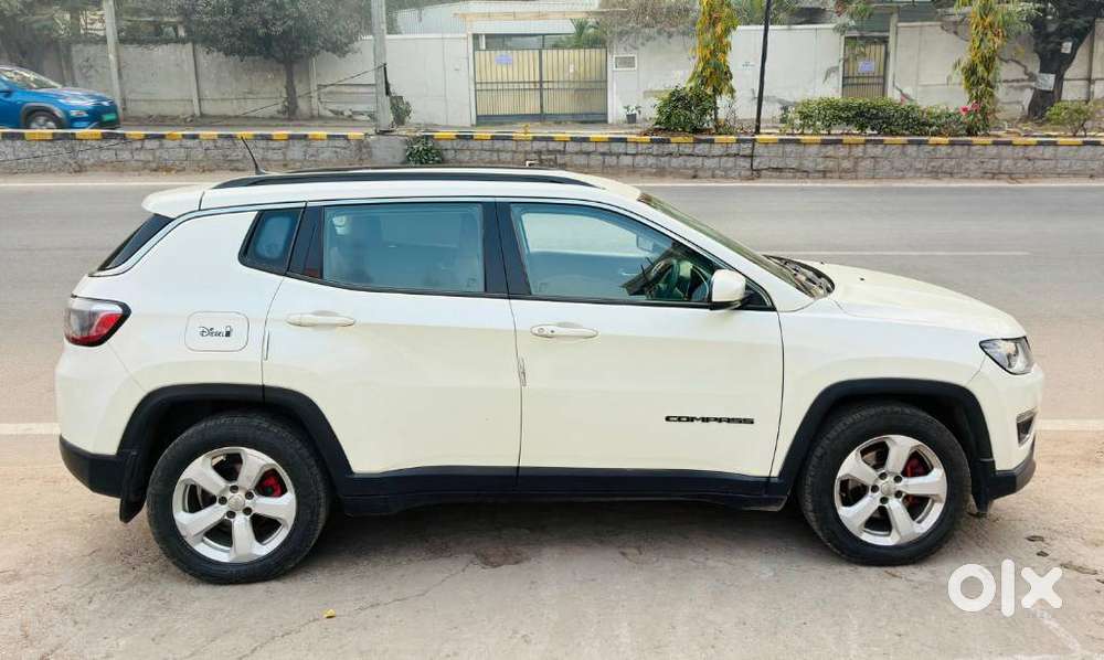 Jeep Compass 2.0 Longitude Option, 2017, Diesel