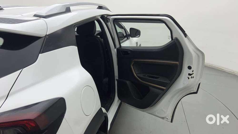 Renault Kiger Rxt, 2021, Petrol