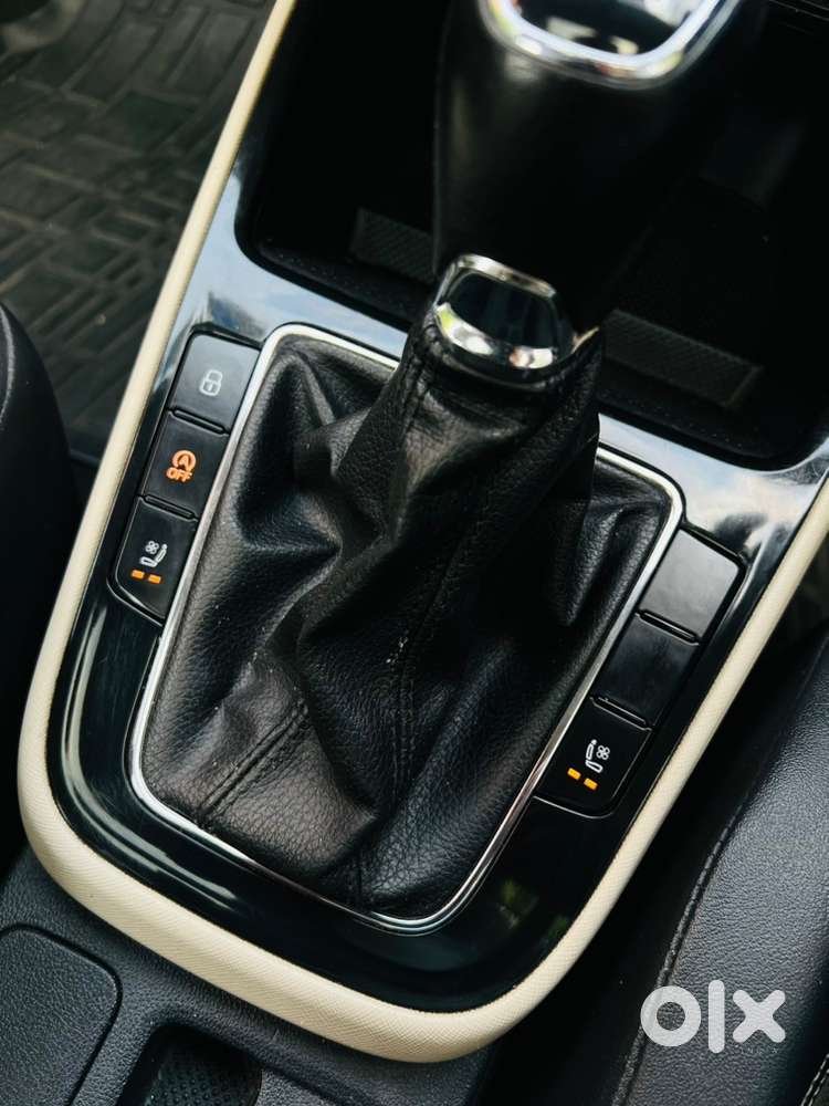 Skoda Slavia Top Model 2022 100% Company Maintained