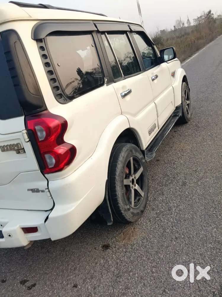 Mahindra Scorpio Classic 2015