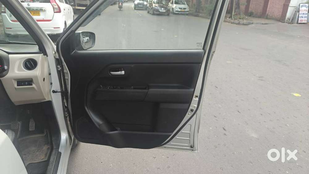 Maruti Suzuki Wagon R Vxi Optional, 2022, Petrol