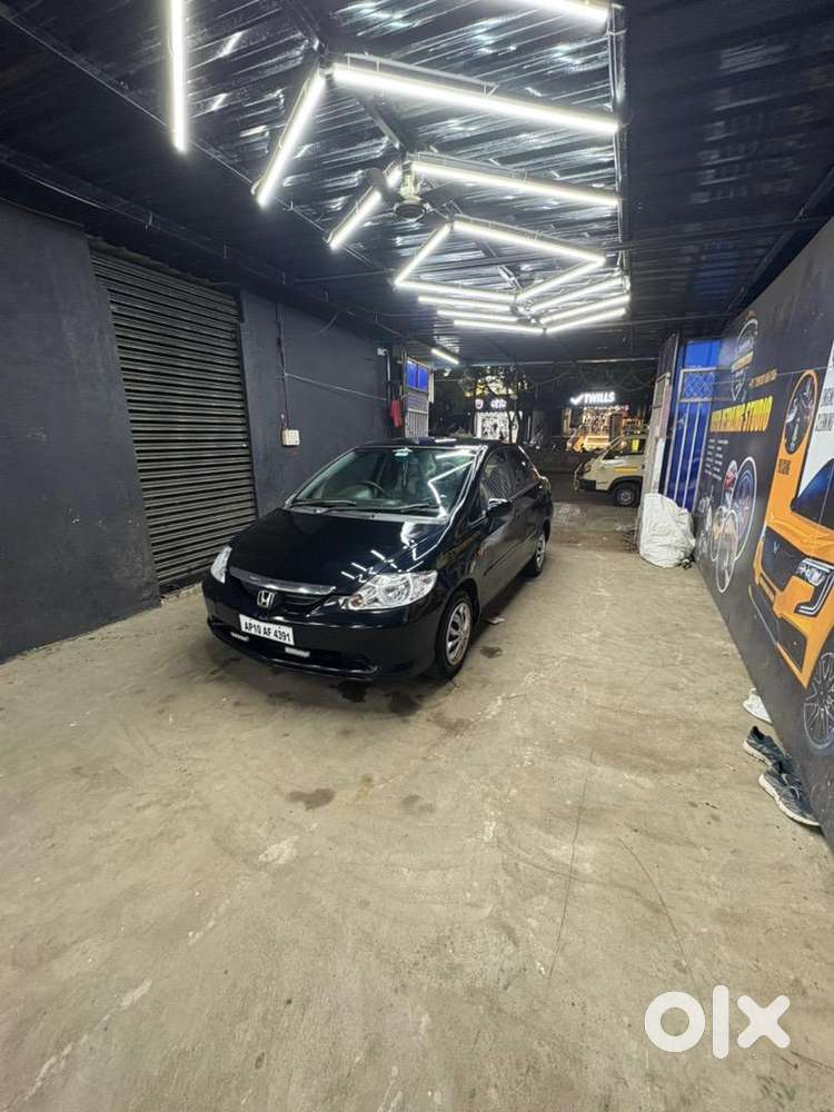 Honda City 2005 Petrol Well Maintained