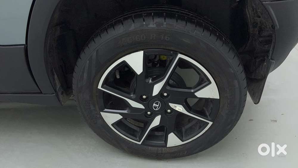 Tata Punch Creative Amt, 2023, Petrol
