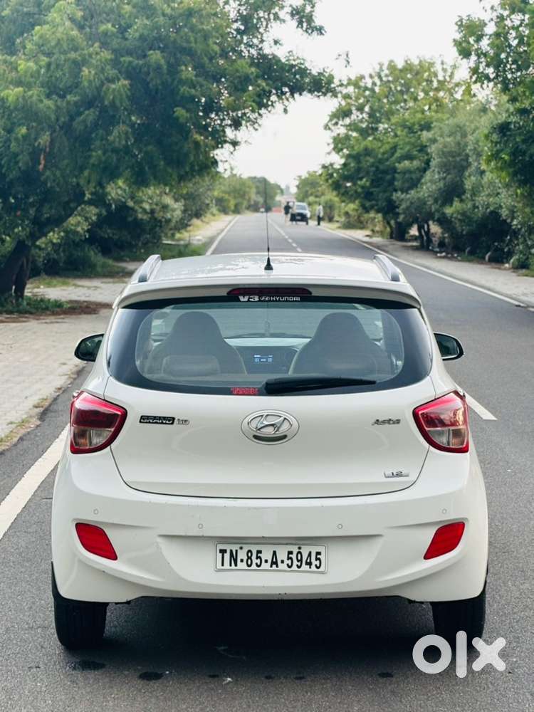 Hyundai Grand I10 2015 Petrol Well Maintained