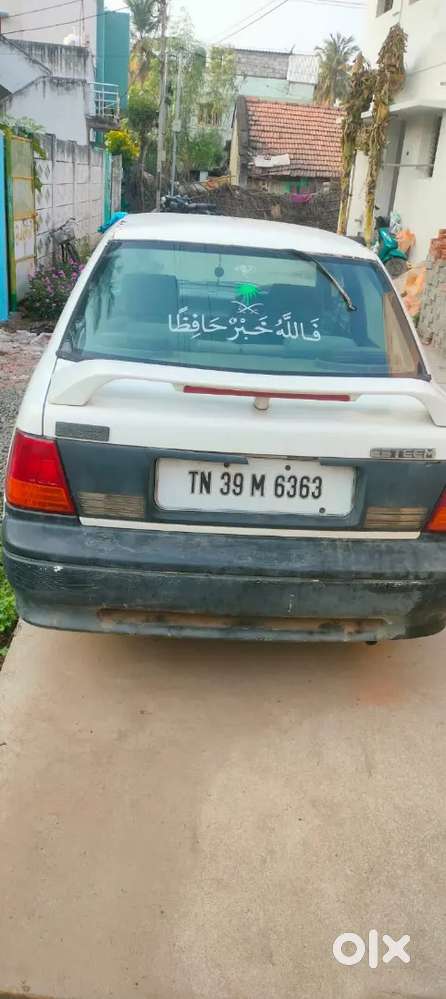 Maruti Suzuki Esteem 1996