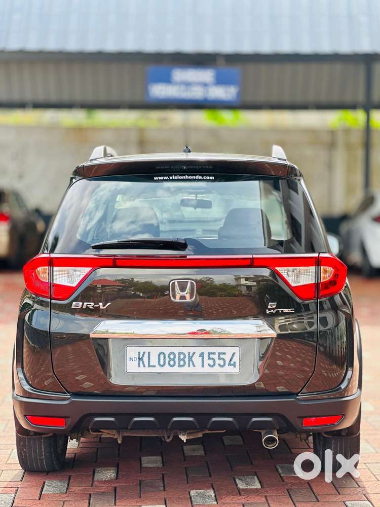 Honda Br-v Style Edition V Cvt, 2016, Petrol