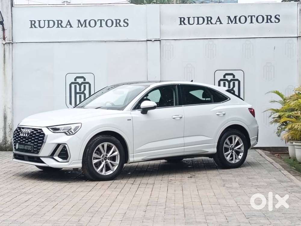 Audi Q3 40 Tfsi Premium Plus, 2025, Petrol