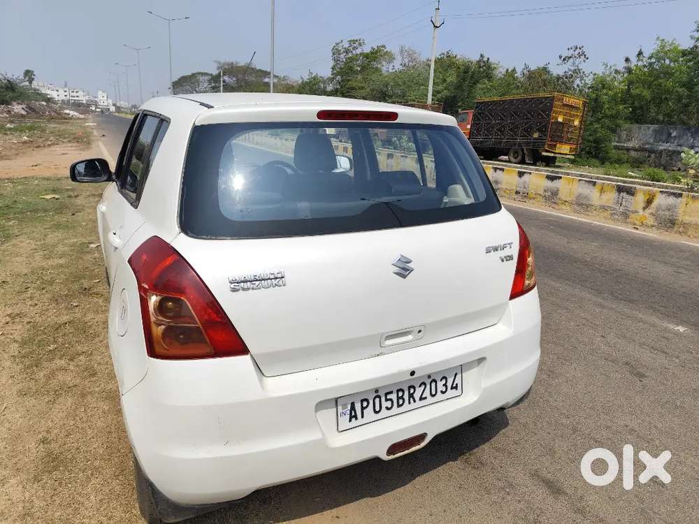 Maruti Suzuki Swift Diesel 2010