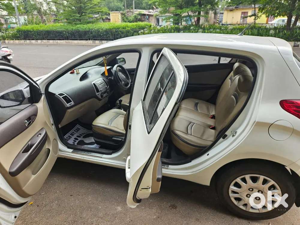 Hyundai I20 Magna 2011 22k Kilometers
