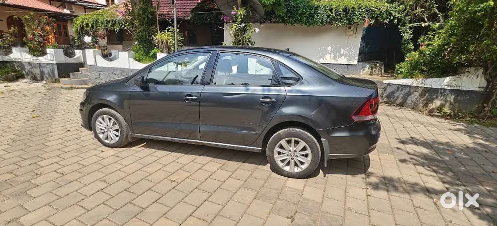 Volkswagen Vento Tdi Highline 2015 Dsg Automatic Diesel 2nd Owner