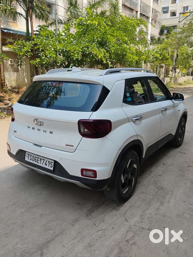 Hyundai Venue Sx+ At, 2019, Petrol