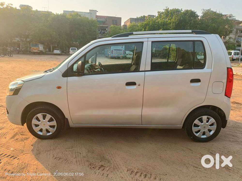 Maruti Suzuki Wagon R Lxi Optional, 2010, Cng & Hybrids