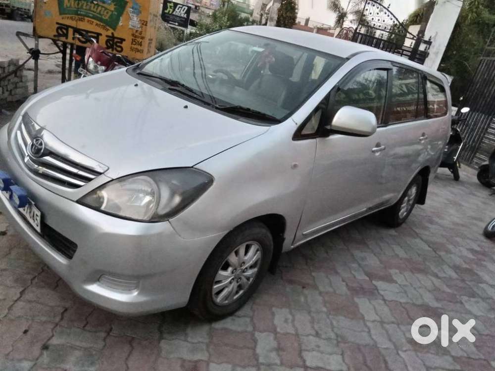 Toyota Innova 2009-2011 2.0 Vx 8 Str, 2011, Diesel