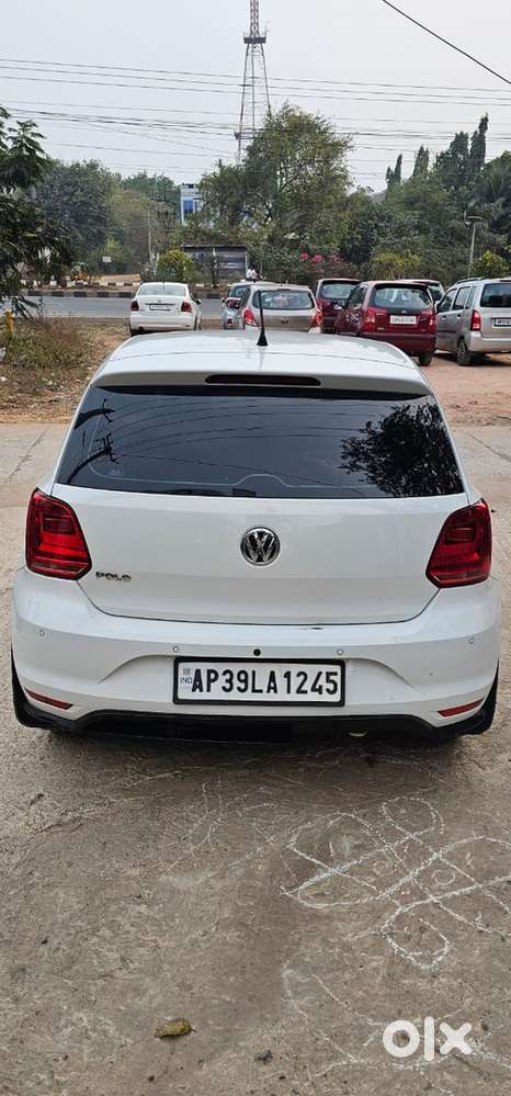 Volkswagen Polo Petrol 2021