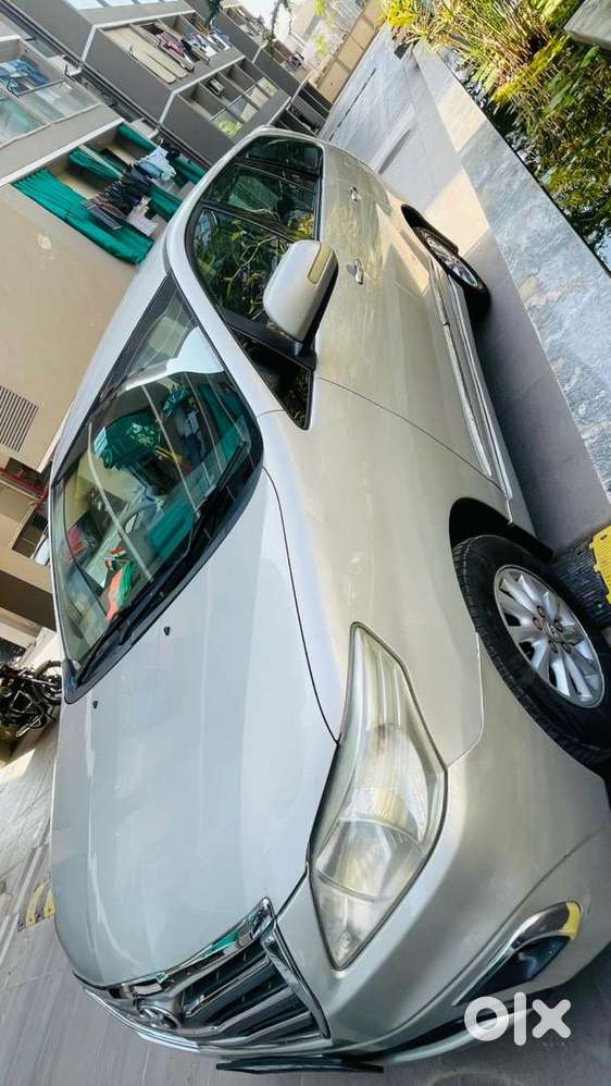 Toyota Innova 2014 Diesel Well Maintained