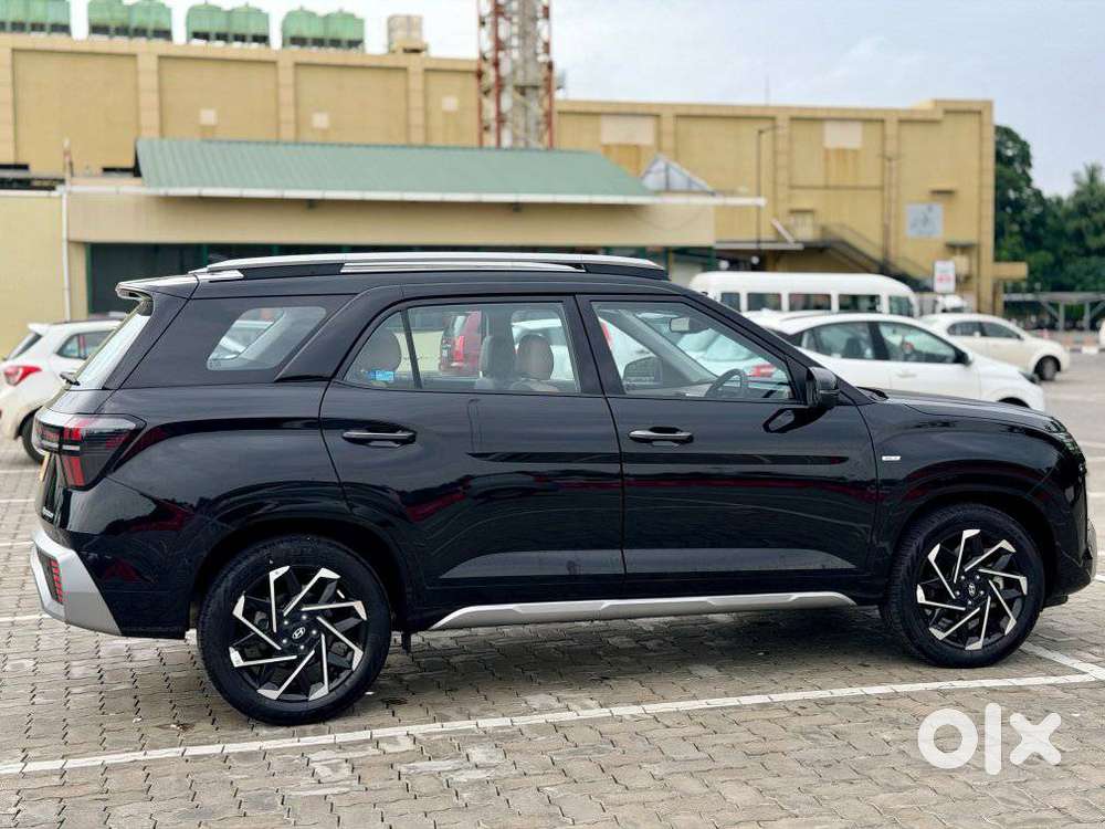 Hyundai Alcazar 2.0 Signature (o) Petrol At 6 Str, 2024, Petrol
