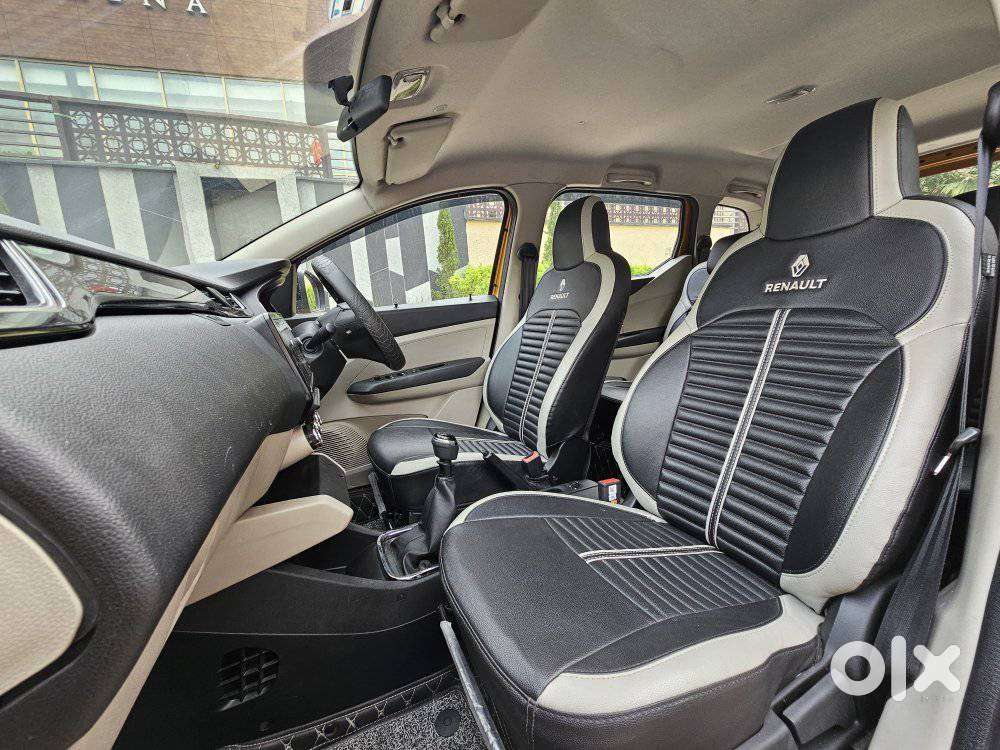 Renault Triber Rxt, 2023, Petrol