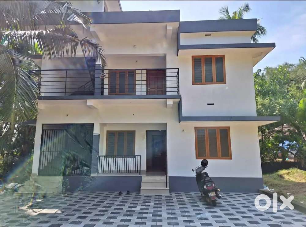 2 BHK Semifurnished House Near Govt District Hospital Kanhangad
