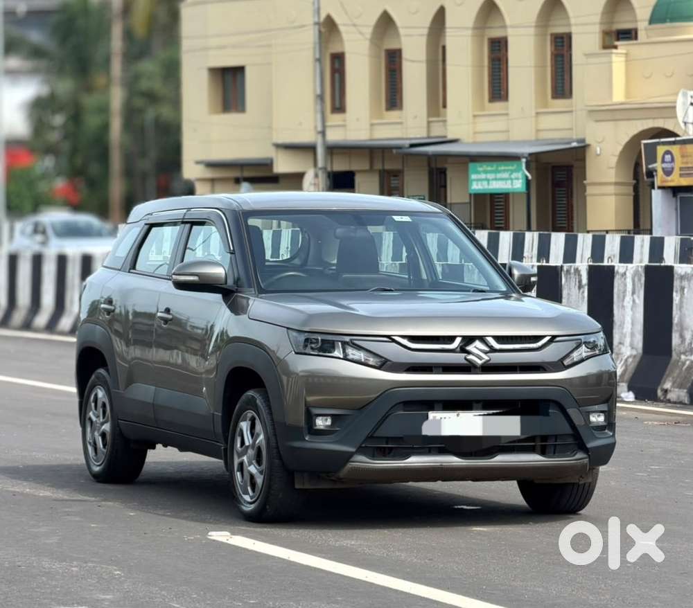 Maruti Suzuki Brezza 1.5 Lxi Smart Hybrid, 2022, Petrol