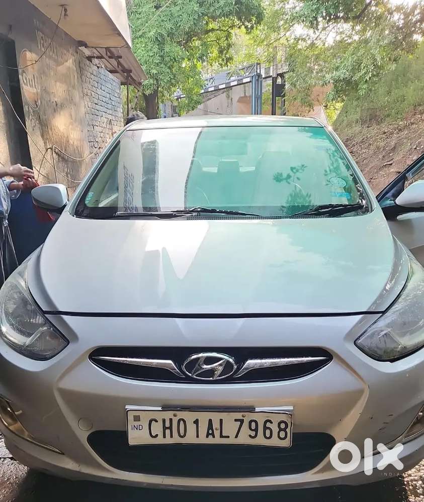 Hyundai Verna Sx 2012