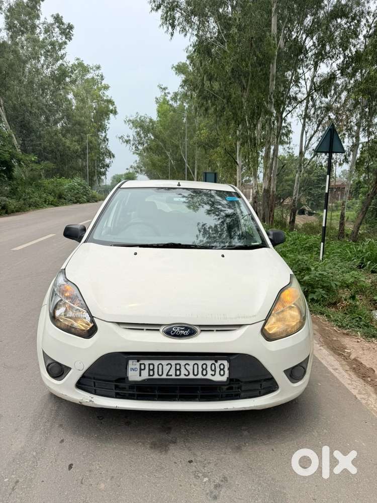 Ford Figo Petrol 2011