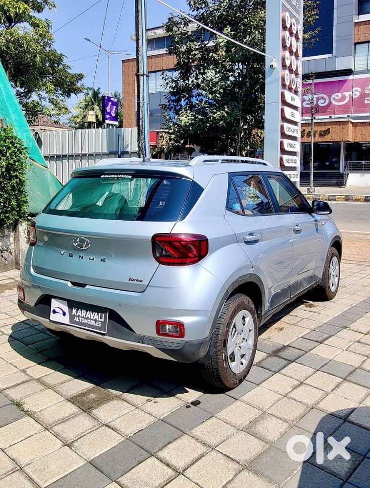 Hyundai Venue S Turbo, 2019, Petrol