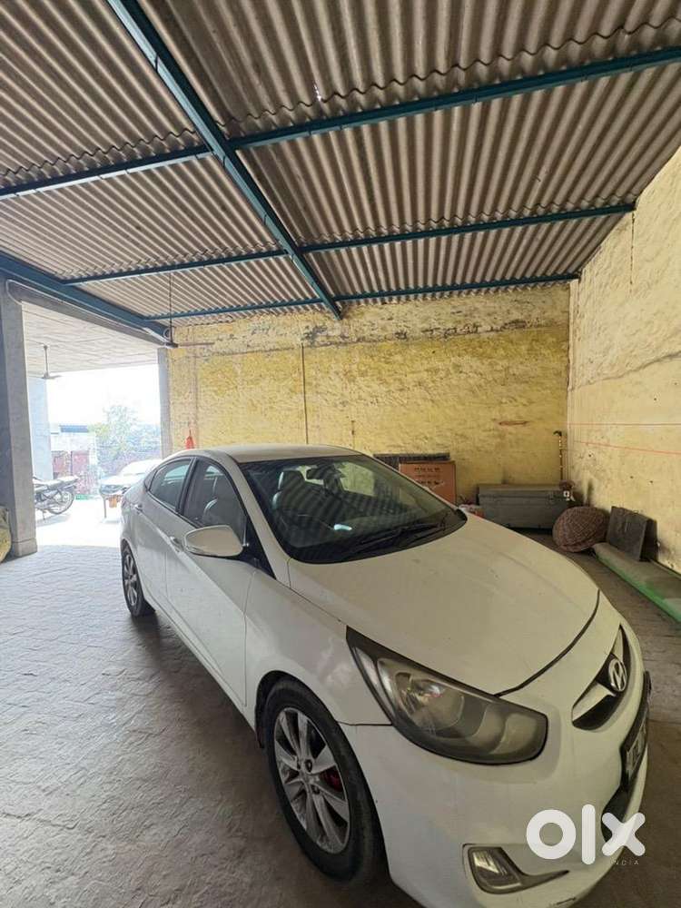 Hyundai Verna 2011 Petrol Good Condition