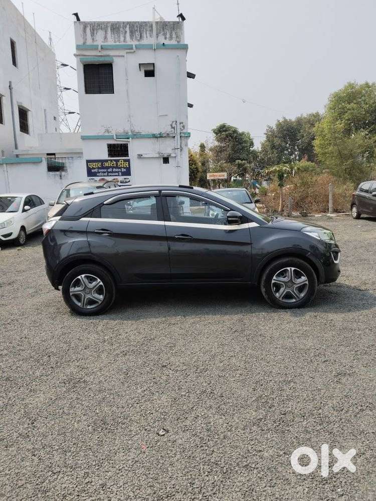 Tata Nexon 1.5 Revotorq Xt, 2018, Diesel