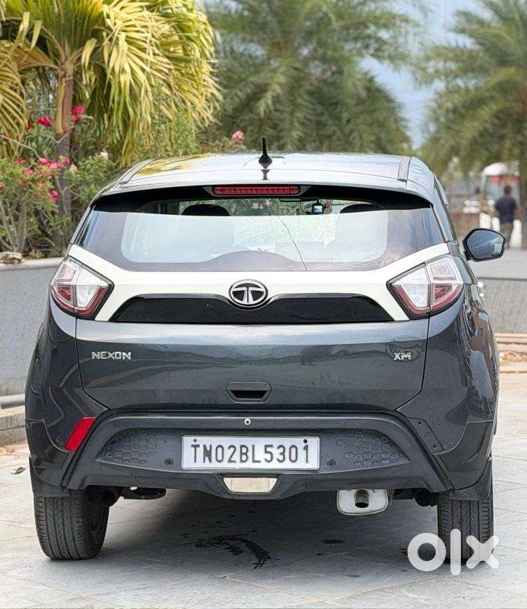 Tata Nexon, 2018, Petrol