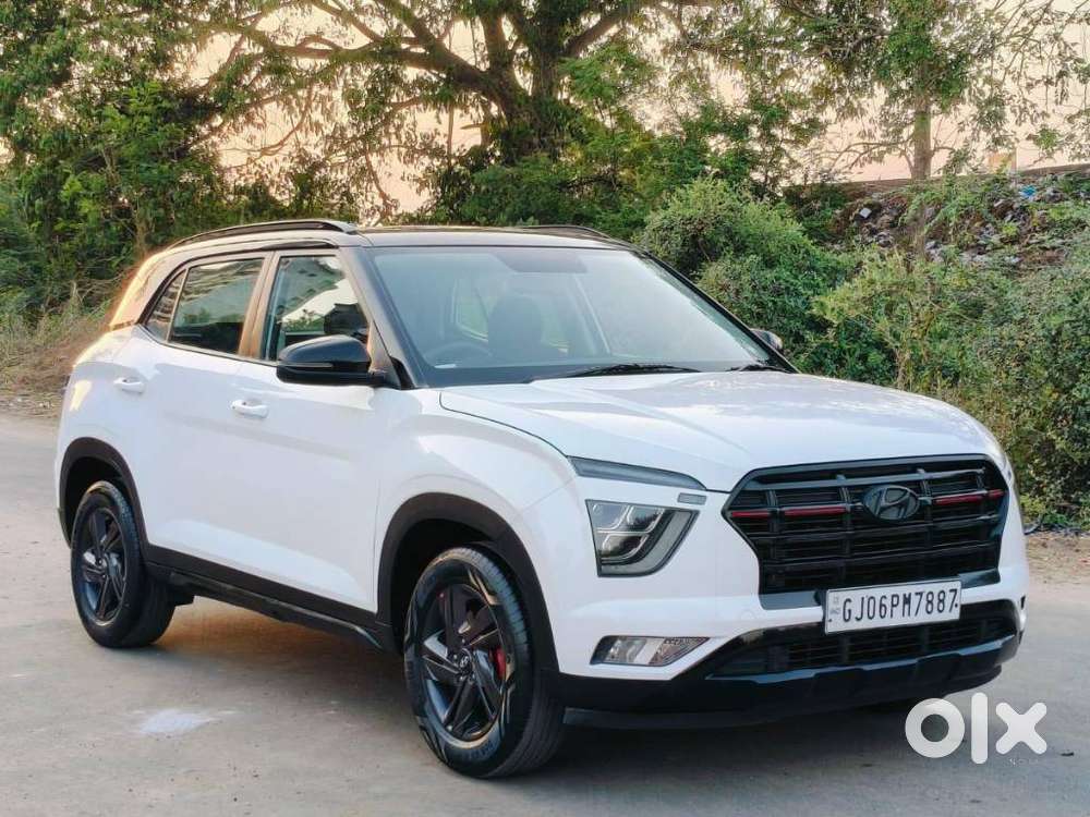 Hyundai Creta 1.5 S Plus Knight Petrol Dual Tone, 2023, Petrol