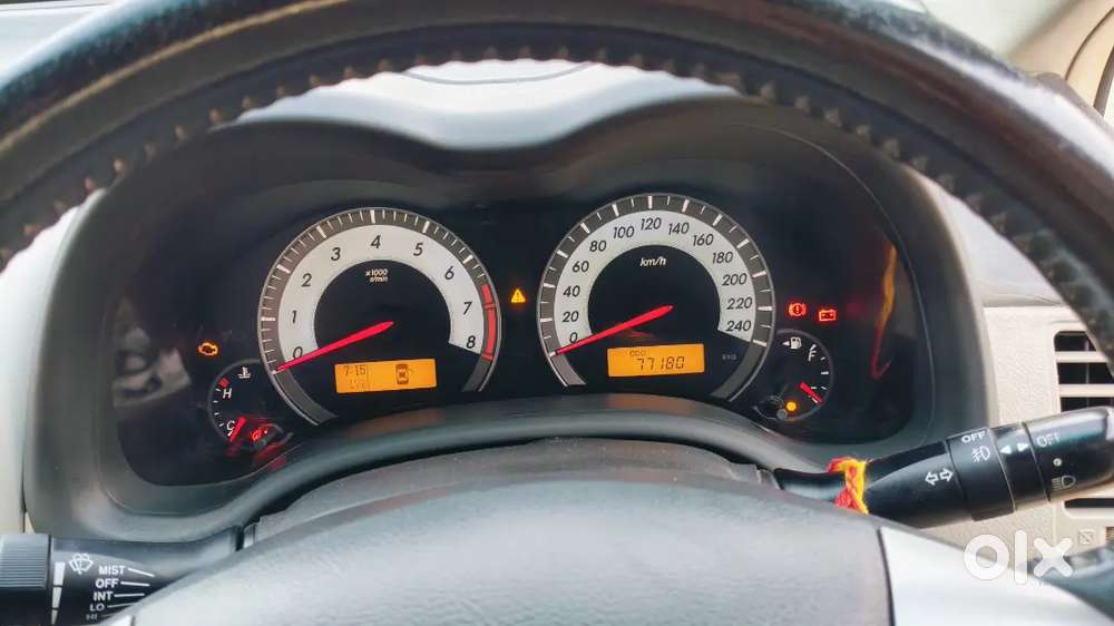 Toyota Corolla Altis 2011